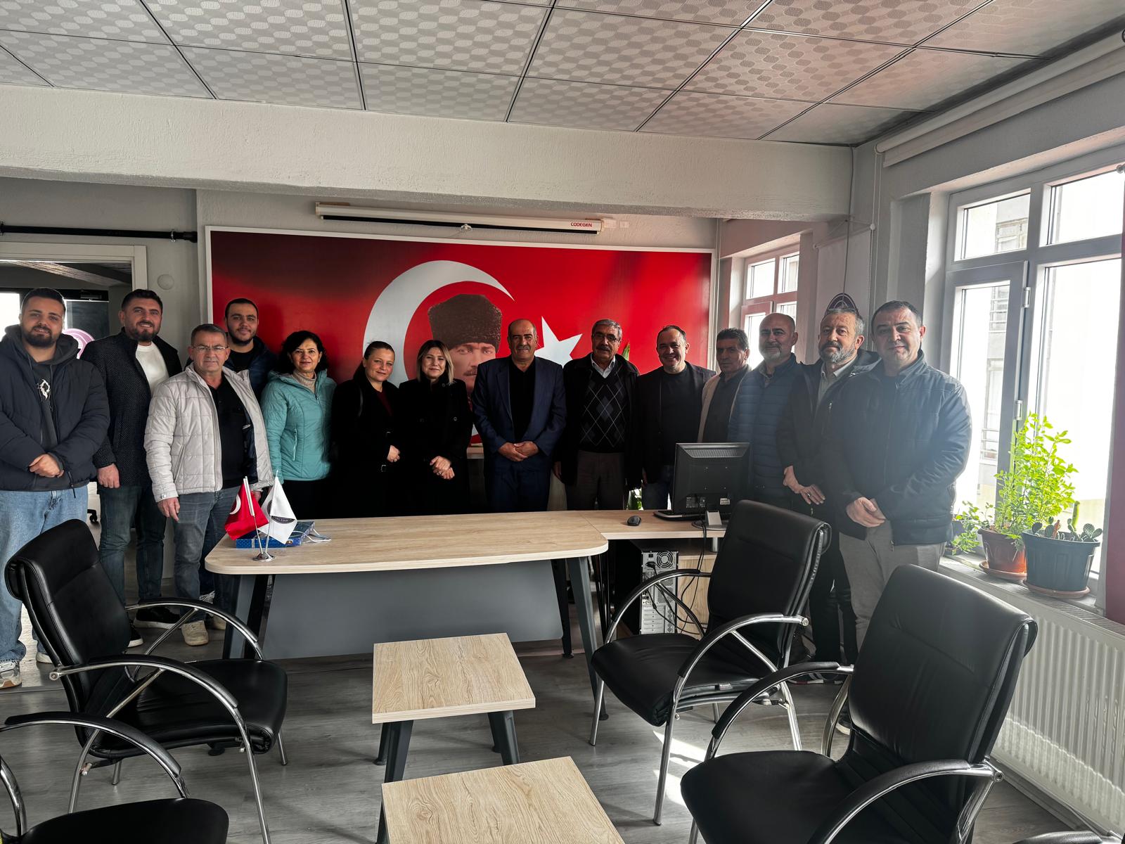 ÇİVRİL CUMHURİYET HALK PARTİSİ TEŞKİLATININ ZİYARETLERİNDEN DOLAYI TEŞEKKÜR